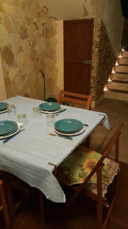 Bilocale Il Geraneo Villa Villasimius Exteriör bild
