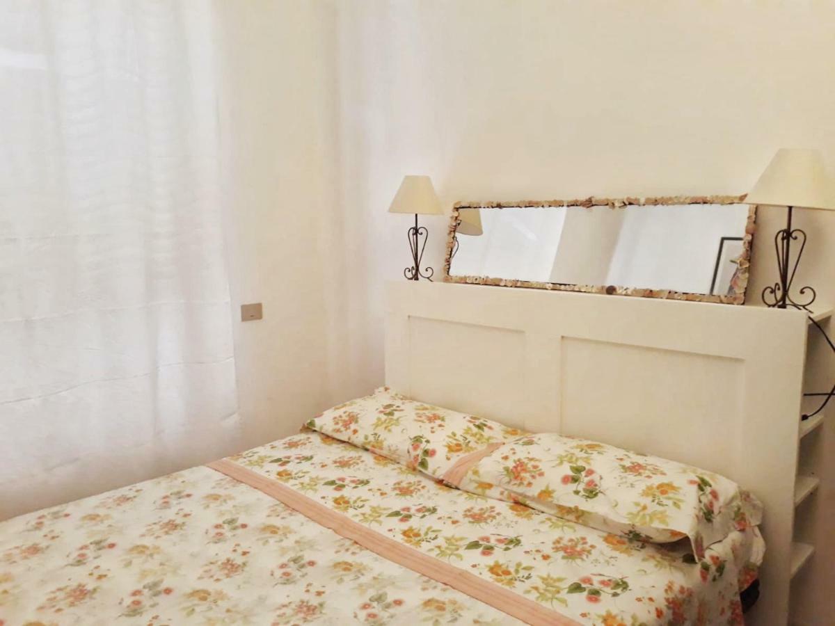 Bilocale Il Geraneo Villa Villasimius Exteriör bild
